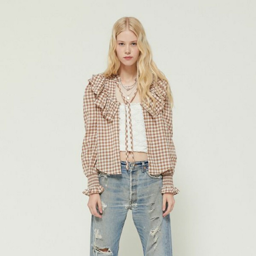Urban Outfitters McKenzie Ruffle ButtonDown Blouse